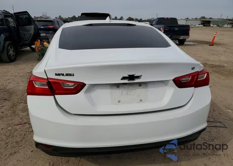 2016 Chevrolet Malibu Lt z USA, uszkodzony, nr VIN 1G1ZE5ST2GF227199